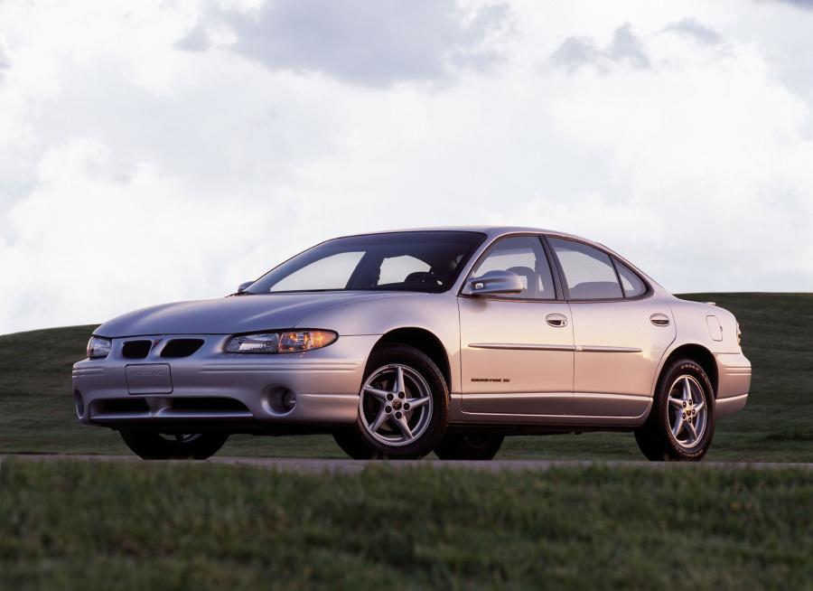  Pontiac Grand Prix 1997 года  (фото 4 из 25)